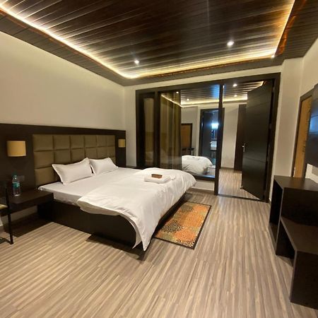 Mountain Woods View Bhowali Nainital Exterior foto